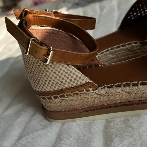 Vince Camuto Binettie Platform Espadrille Sandal - Picture 5 of 13